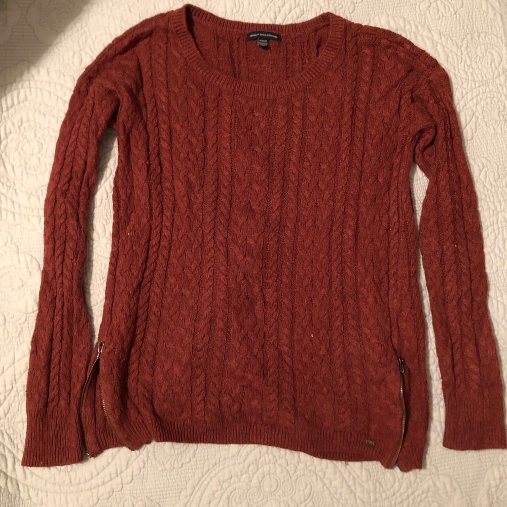 American Eagle Crew Neck Sweater w Zipper Details
